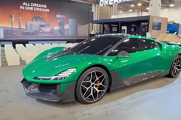 国产超跑引爆CES 2026,碳纤维成高性能电动时代“材料之王”