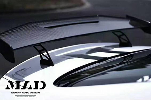 碳纤维汽车尾翼改装很贵么?