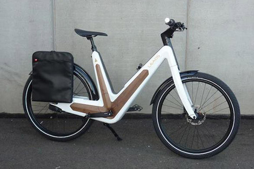 见过全碳纤维电动自行车吗?