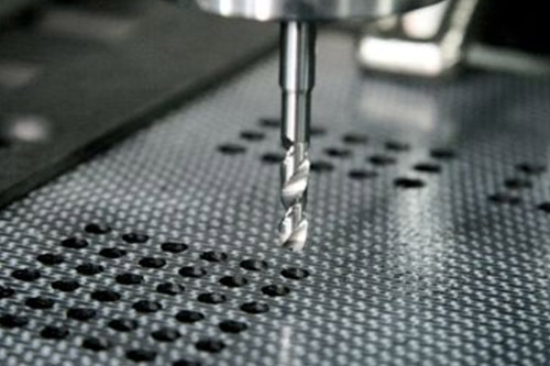 碳纤维板可以做多大?多维度解析