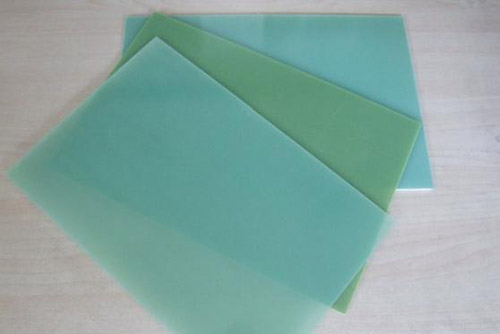 碳纤维板密度比玻璃纤维板更轻吗?